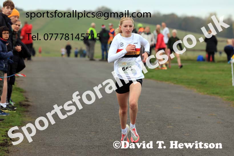 Mens and Womens under-17s 2024 Heaton Memorial Road Race, Newcastle Town Moor, Newcastle.   Photo: David T. Hewitson/Sports for All Pics